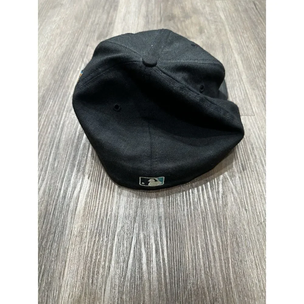 Florida Marlins Vintage MLB Baseball Cap Black Logo Official Licensed Fitted Hat